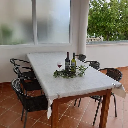 Apartment Bratusa Murter